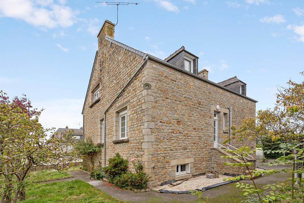 Apartamento Loft British Au Pied Du Mont ! Pontorson Exterior foto